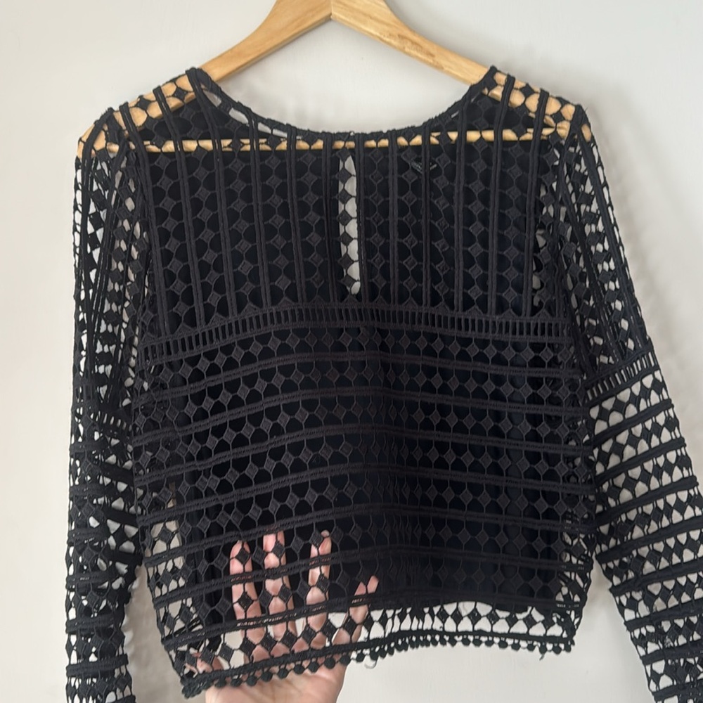 Lacework Top - Picture 6 of 8